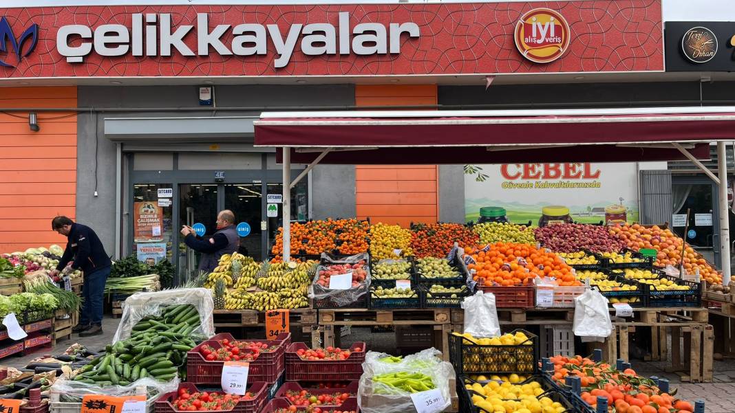 Konya’da onlarca şubesi olan market, ayçiçek yağını bu fiyata indirdi 8